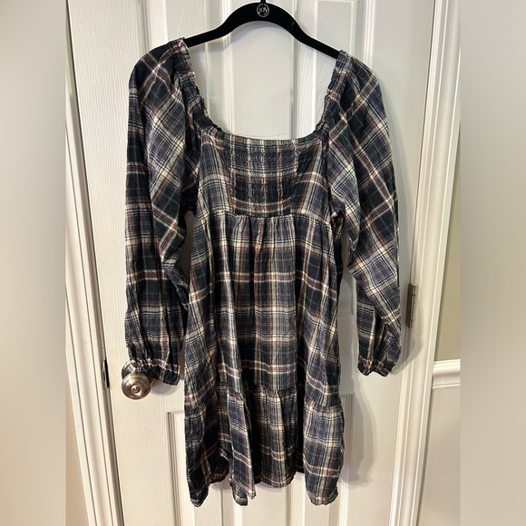 Universal Thread | Plaid Dress - Picture 3 of 3